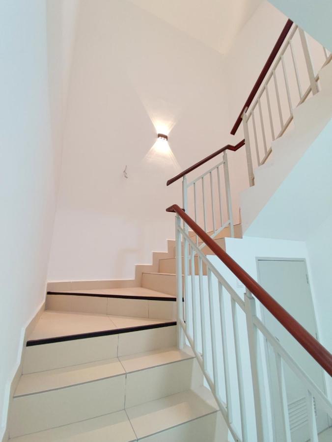 Spacious Family House At Desaru Harmonia 2 Exteriör bild